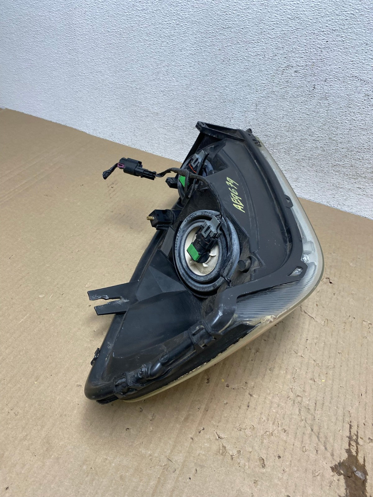 2005 - 2009 Pontiac Montana / Uplander Left Driver LH Headlight AE9679 LK8