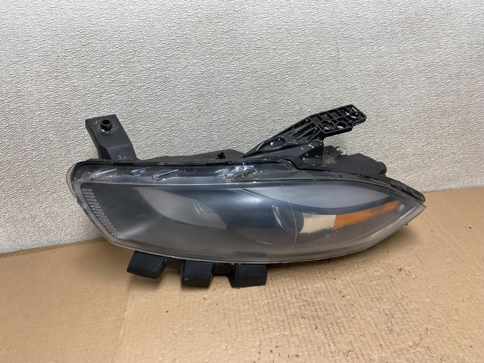 2013 to 2016 Dodge Dart Left Driver LH Halogen Black Headlight Oem AB2546 DW0