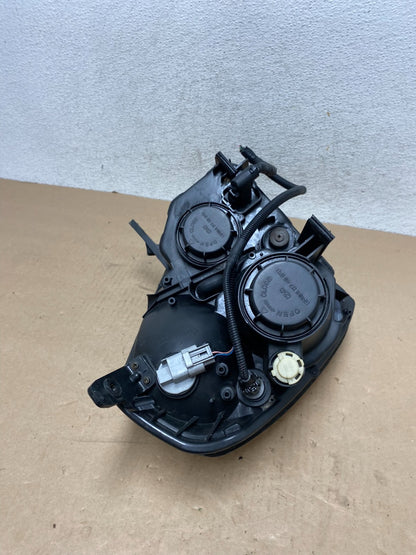 2008-2012 Kia Sedona Left Driver Lh Side Headlight Halogen AG4613 DW8