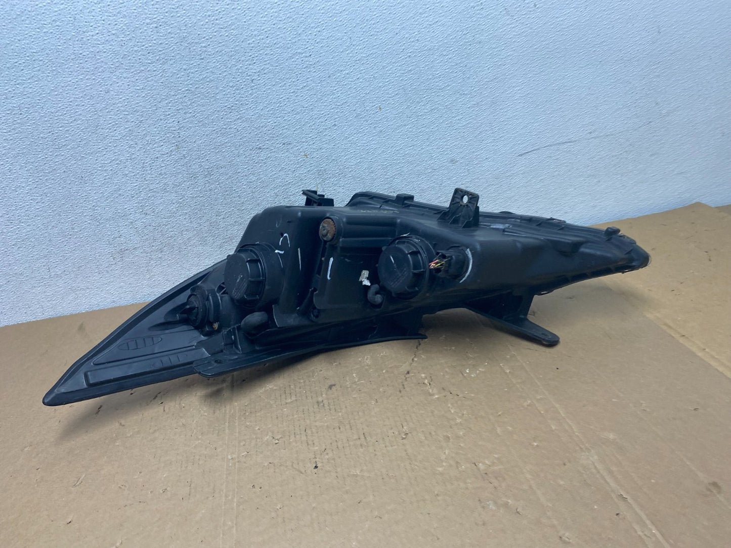 2011 - 2014 Hyundai Sonata Right Passenger Rh Side Headlight Halogen AD7973 DW5