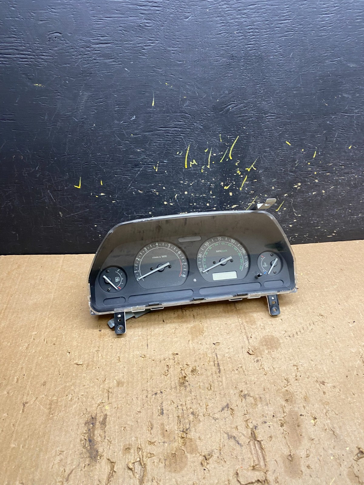 2002-2003 Land Rover Freelander Speedometer Cluster Gauge Oem z7477 DG0