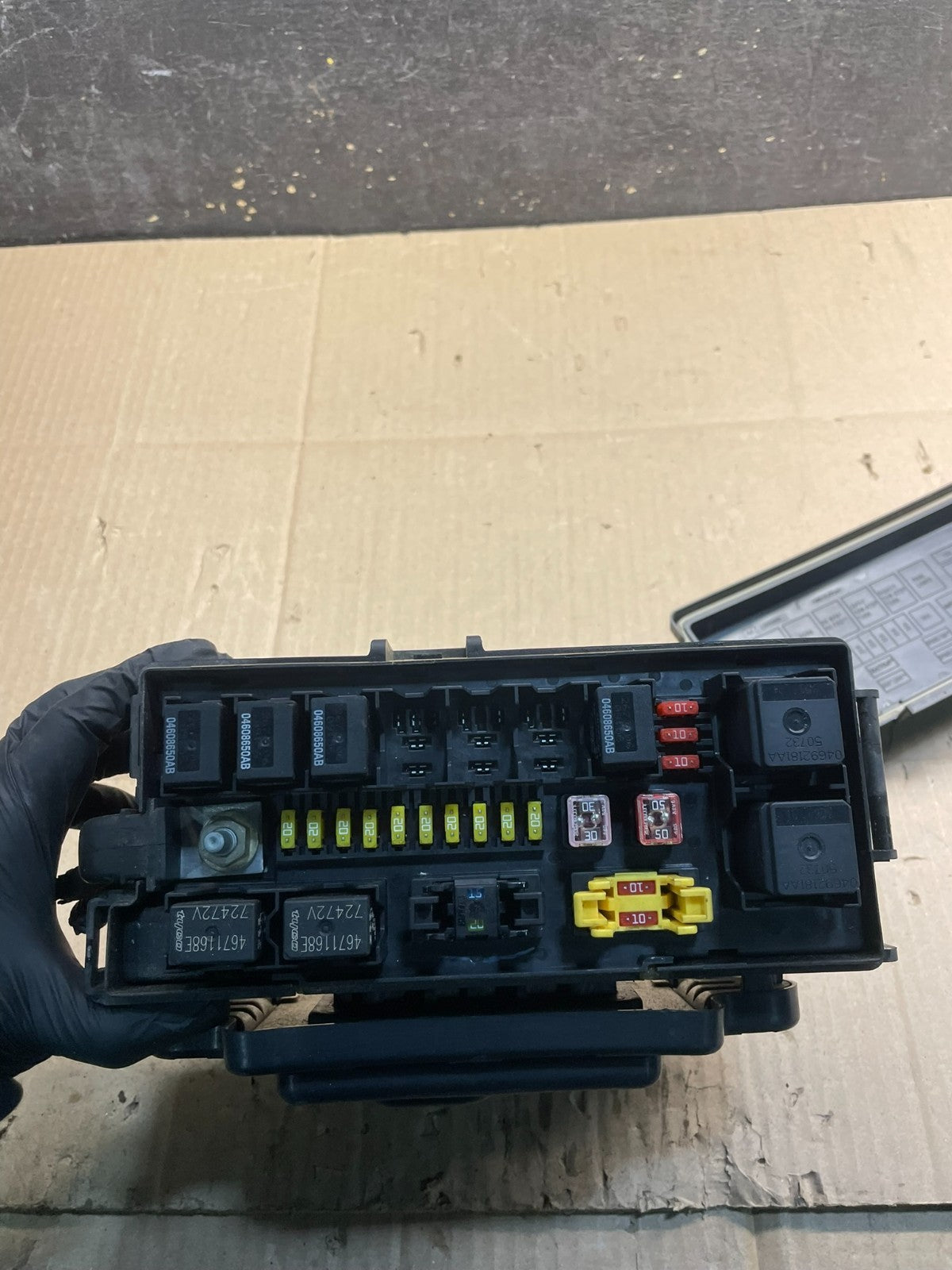 2007 Jeep Grand Cherokee Integrated Power Fuse Box 04692109ac X8441 DG5