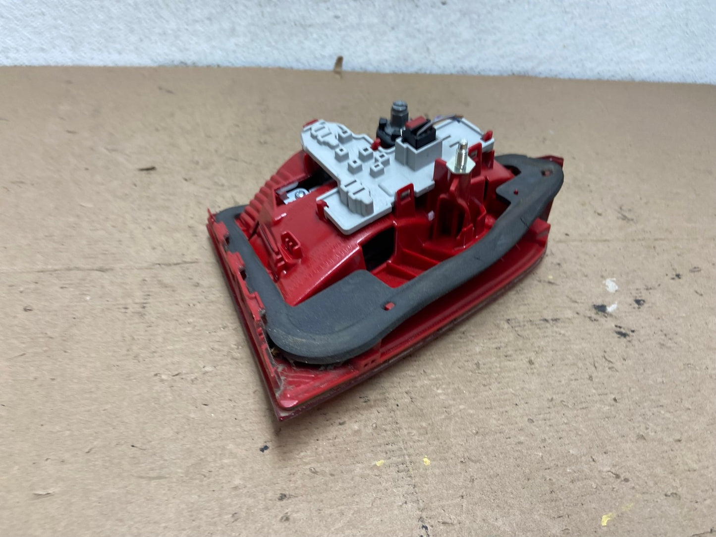 2012 to 2015 Volkswagen Passat Left Driver Lh Inner Tail light AF5085 LK5