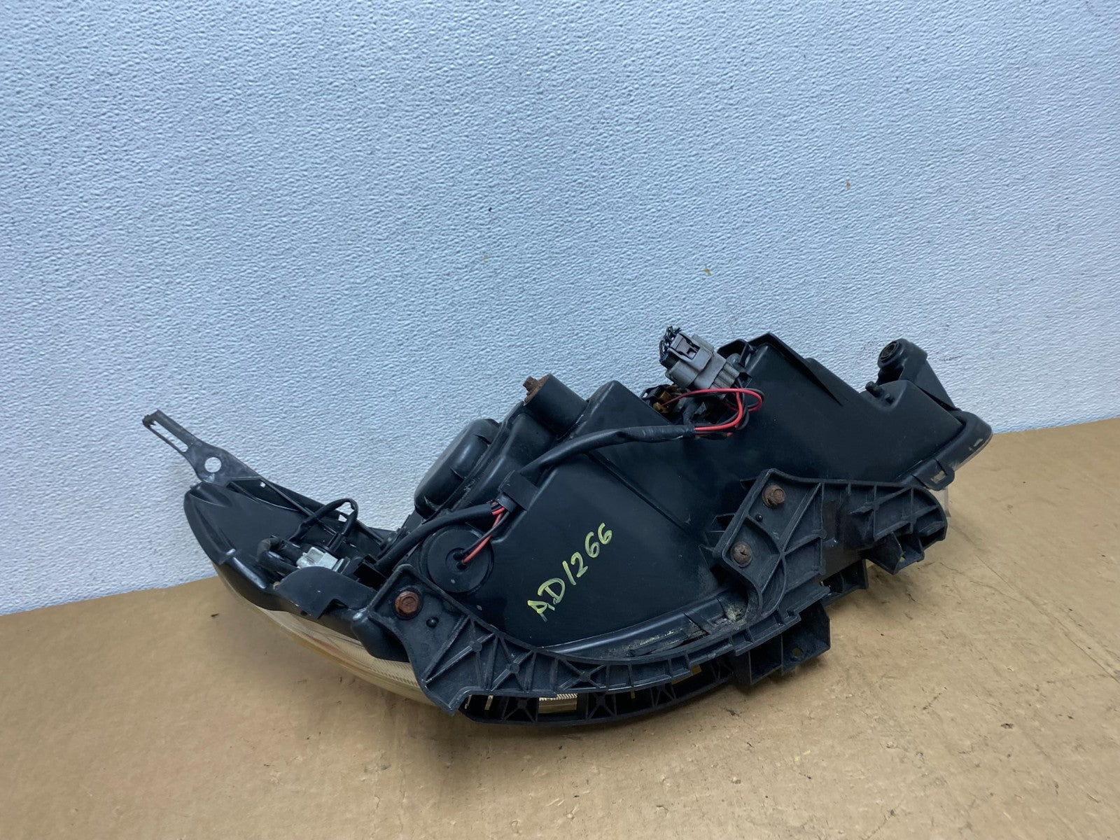 2009-2013 Subaru Forester Left Driver LH Halogen Headlight AD1266 DW7