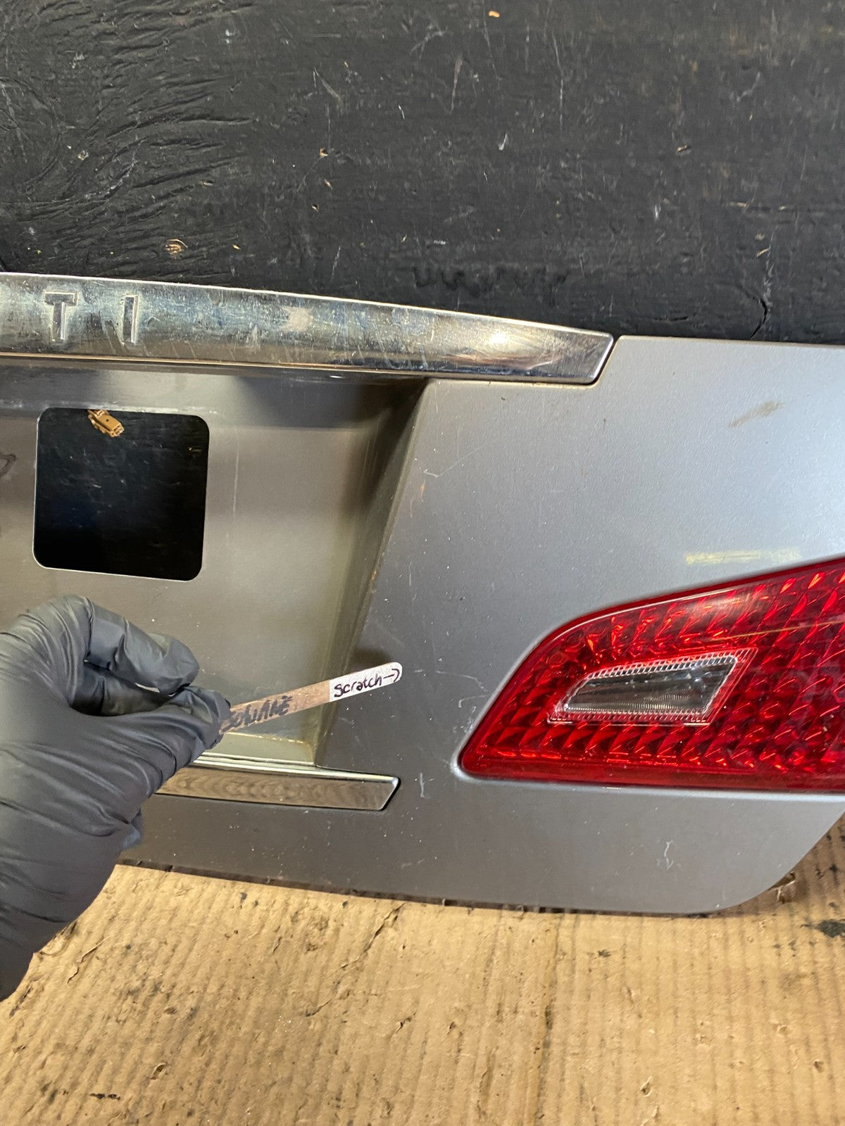 2008 to 2010 Infiniti M35 M45 Rear Trunk Panel Trim Molding OEM Q0358 DG8