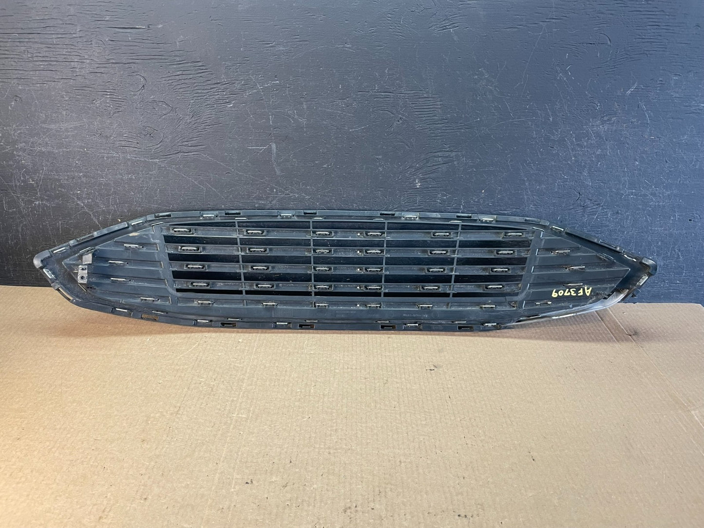 2017 to 2018 Ford Fusion Front Upper Grille Chrome Grill Bumper AD8744 DG3