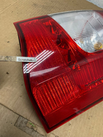 2011-2016 Chrysler Town and Country Right Passenger RH Tail Light AD0959 LK3