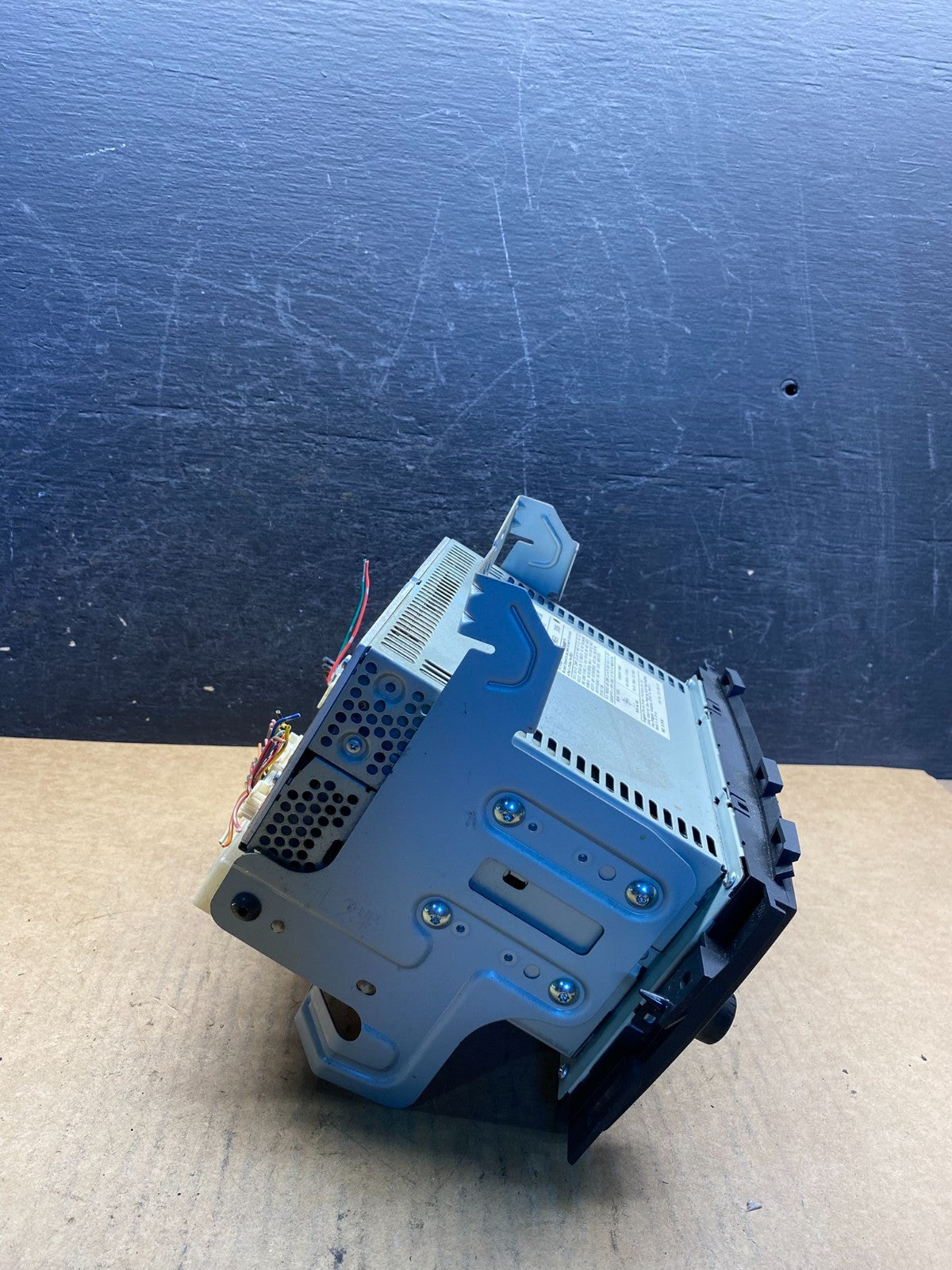 2009-2010 Nissan Murano AM FM Radio 6 CD Control Panel AH5046 DG2