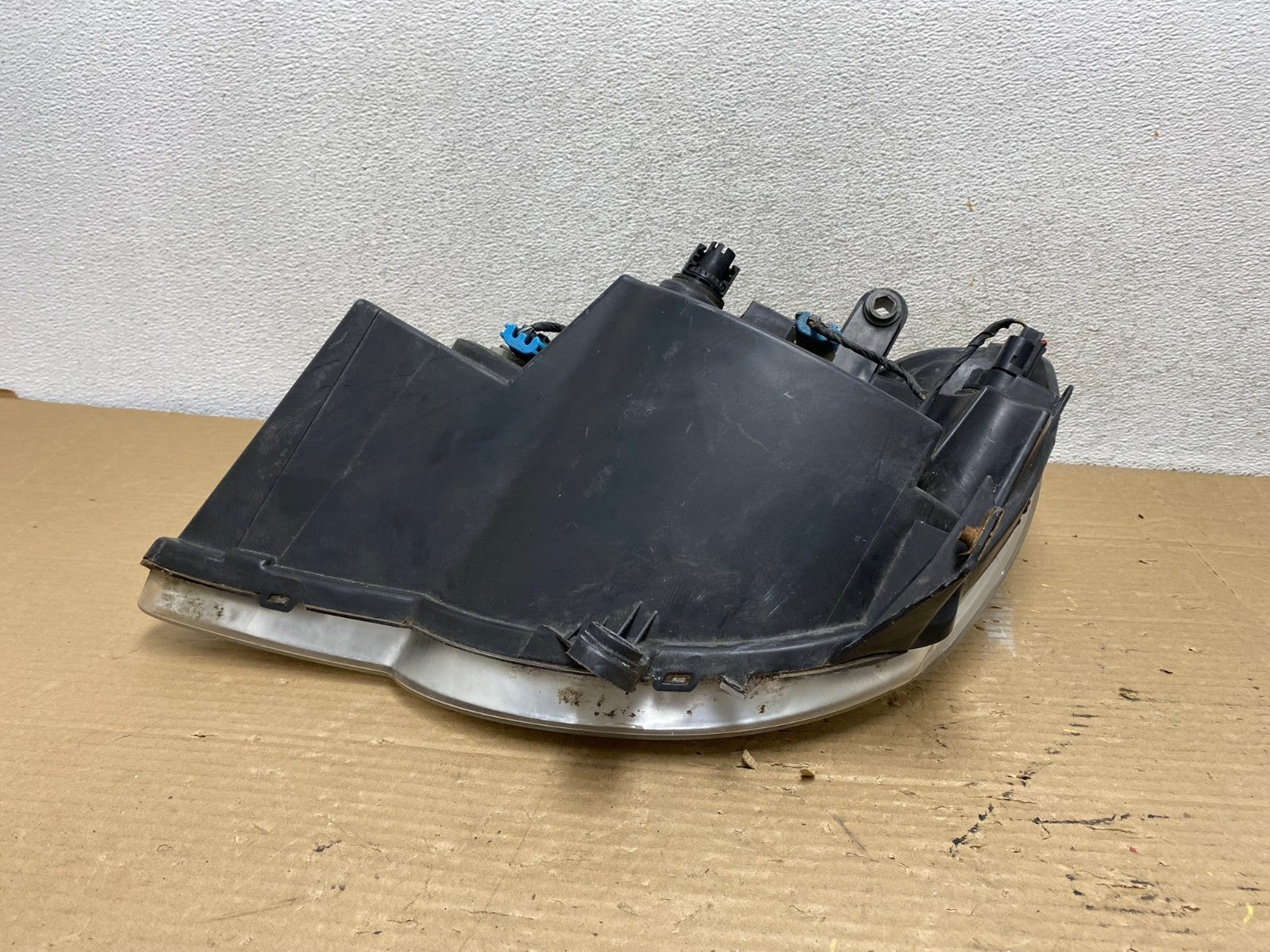 2007 to 2010 Chrysler Sebring Right Passenger RH Side Headlight AG9055 DW7