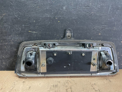 2000- 2002 Lincoln LS Rear Finish Panel Trunk Panel Chrome OEM z5928 DG3