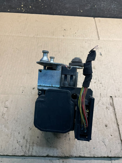 1998 1999 Mercedes E300 E320 ABS Anti Lock Brake Pump Module v9083 DG4
