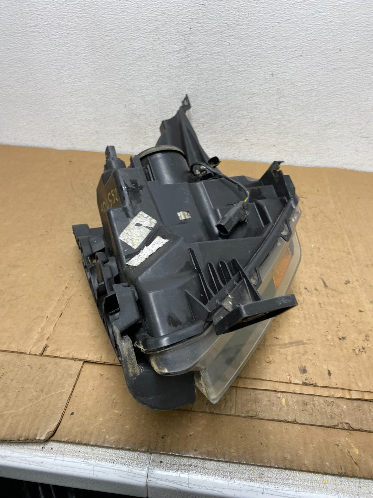 2011 to 2015 Ford Explorer Police Left Driver LH Halogen Headlight AD0552 DW8