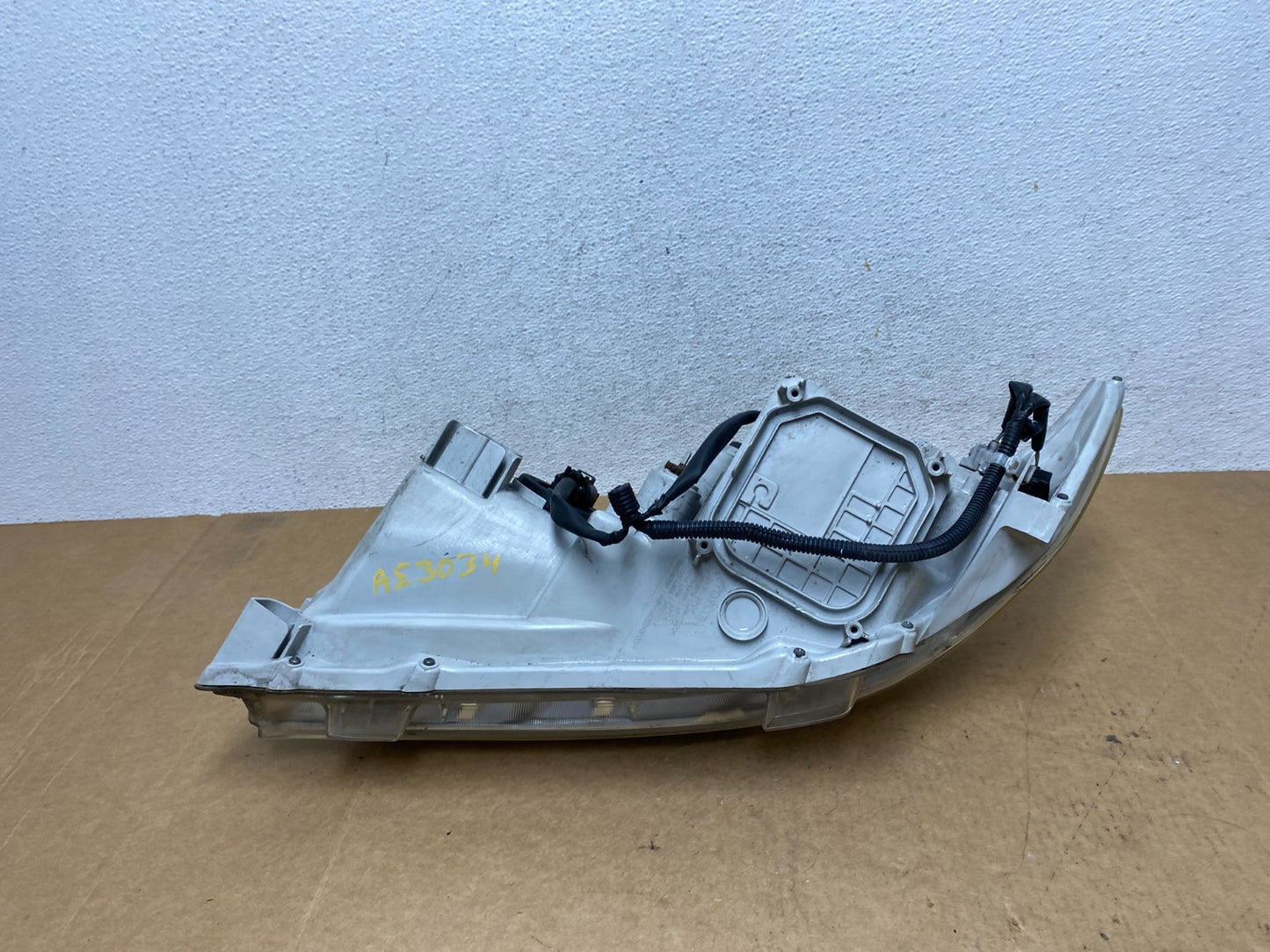 2007 - 2009 Toyota Camry Halogen Right Passenger Headlight AE3034 DW7