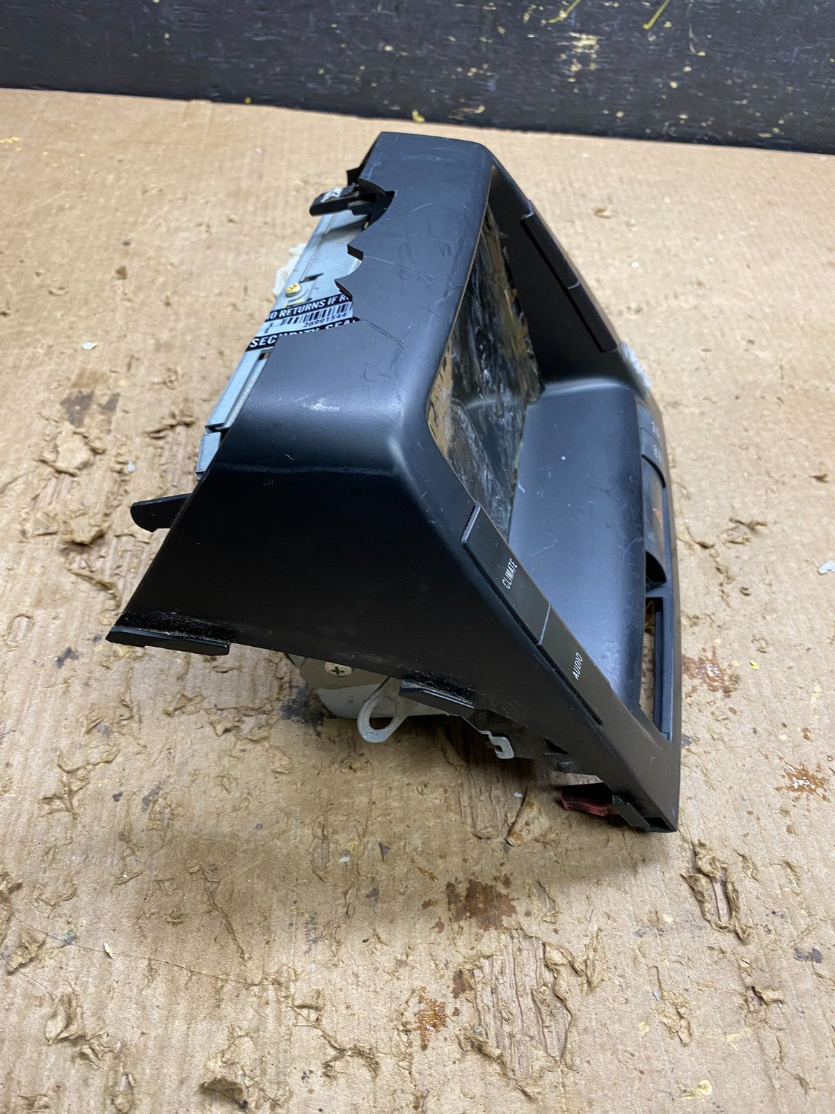 2004 to 2005 Toyota Prius Radio Stereo Receiver Screen Display OEM AA0047  DG3