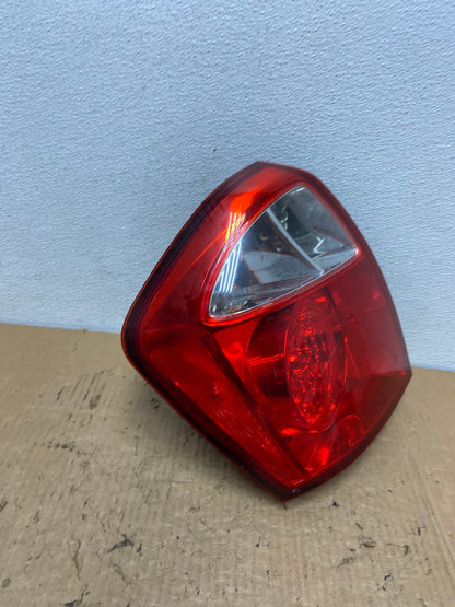 2007 2008 2009 Kia Spectra 5 Hatchback Left Driver LH Tail Light AC8231 LK2