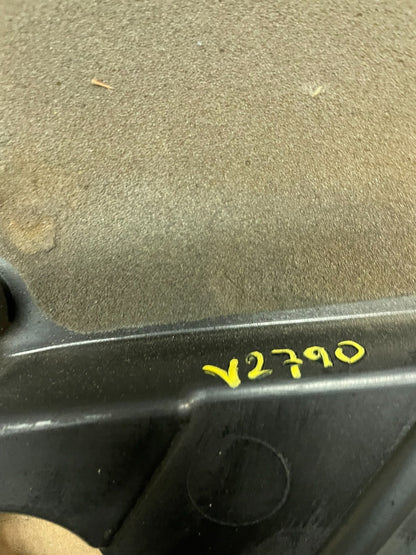 2006 2011 Chevrolet Impala V6 VVT Engine Cover Shield OEM V2790 DG9