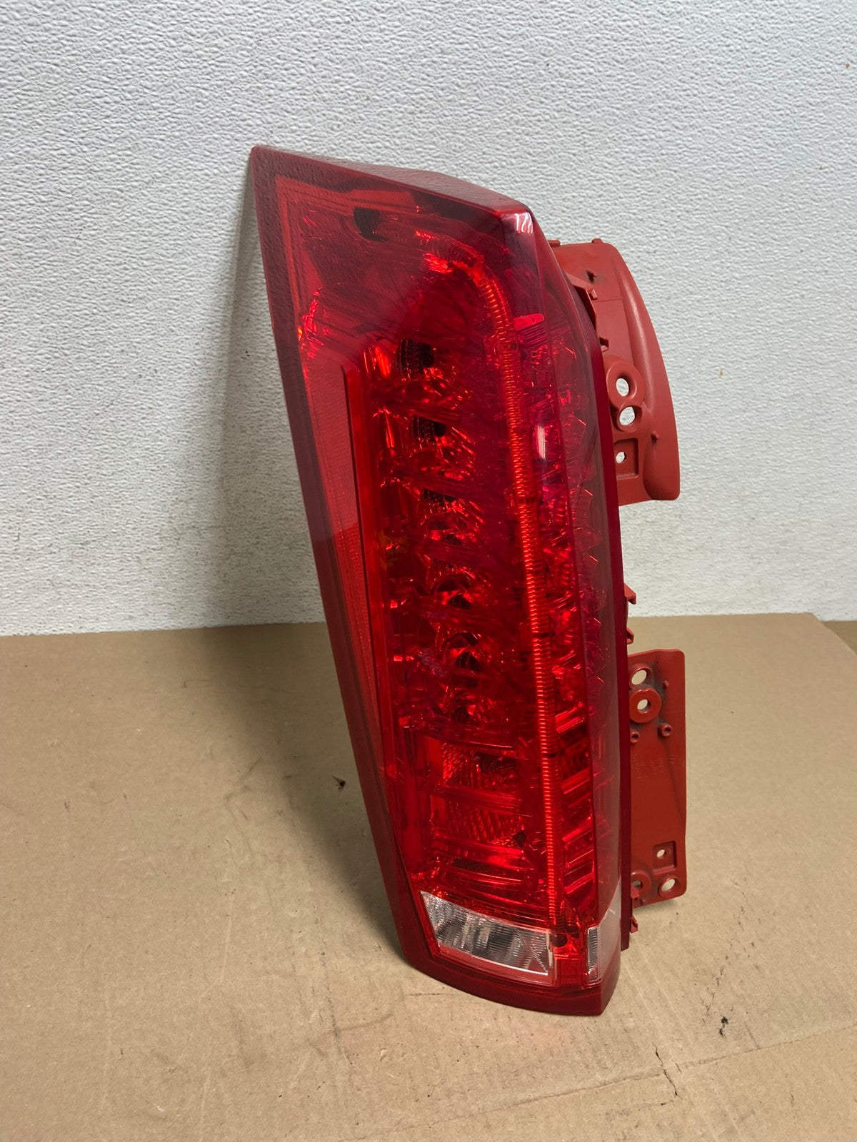 2010 to 2016 Cadillac Srx Left Driver Lh Side Tail Light AE6691 LK2