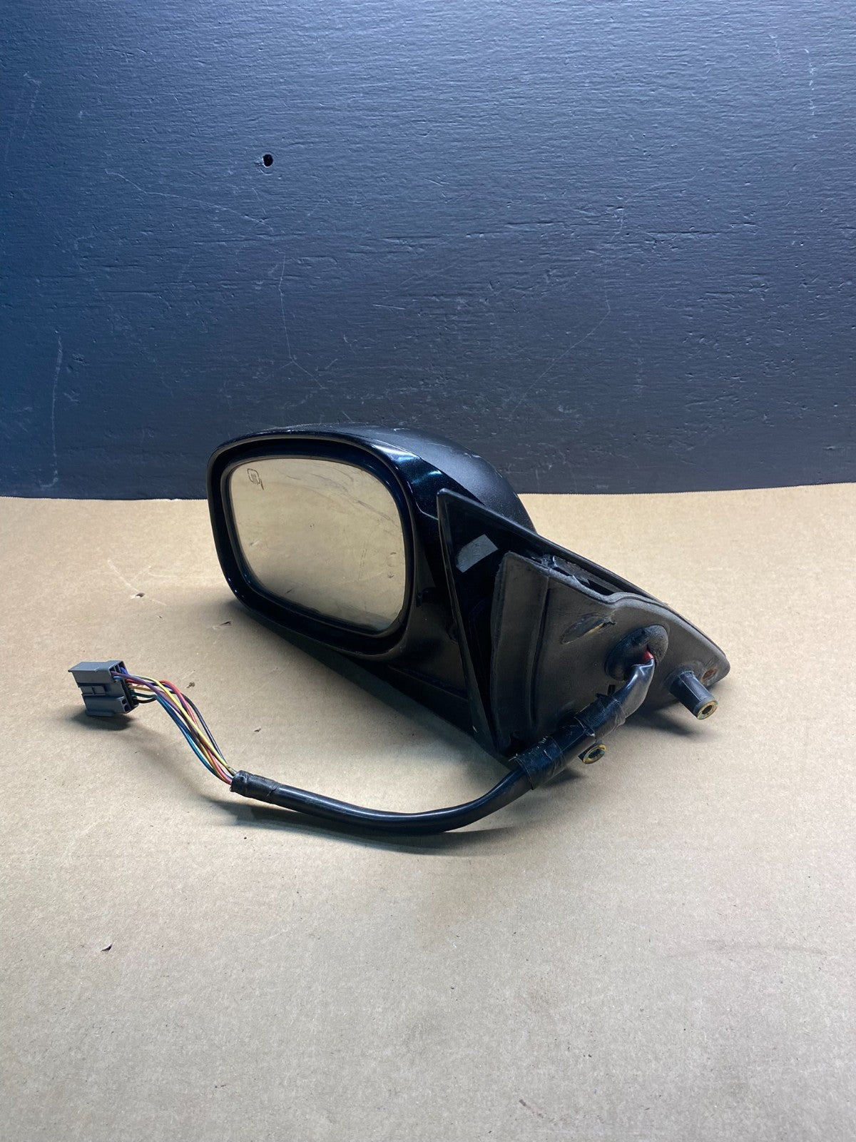 2004 to 2011 Lincoln Town Car Left Driver LH View Heat Door Mirror AB7157 DW6