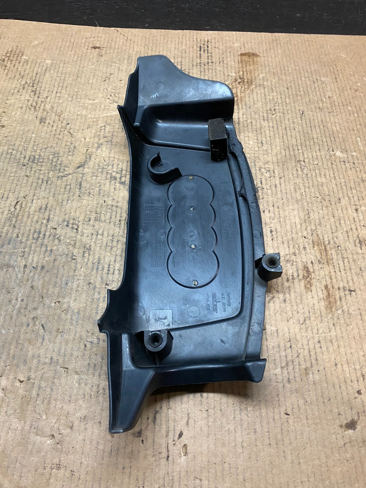 2007 to 2015 Audi Q7 3.0L Engine Upper Top Rear Panel Cover H4828 DG1 Oem7