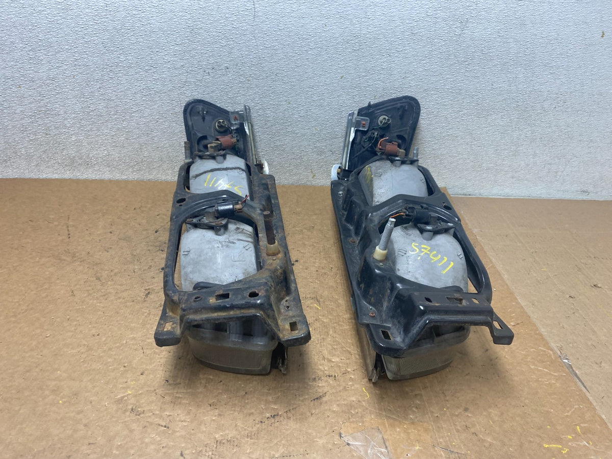 1990-1992 Infiniti M30 Left+Right Side Set Halogen Turn Sgn Headlight S7411 DG8