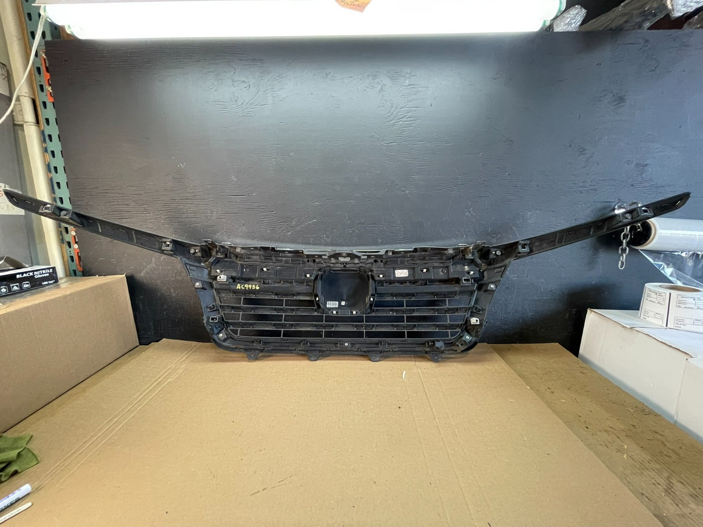 2017 to 2020 Honda Ridgeline Front Upper Grille Grill AC9956 DG4