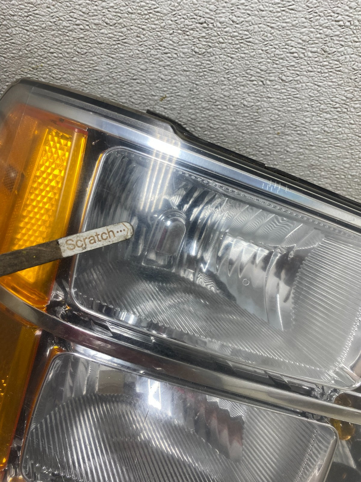 2007 - 2014 GMC Sierra Left+Right Side Halogen Headlights U2773 DW4