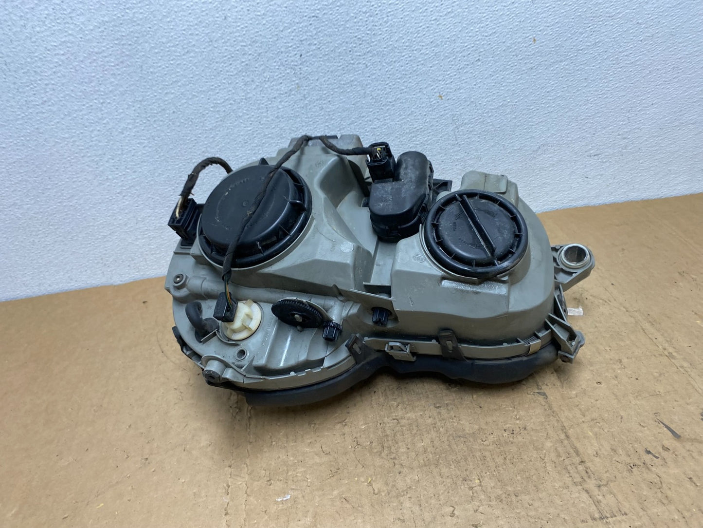 2000-2002 Mercedes E E320 E430 Right Passenger Xenon HID Headlight AD0531 DW6