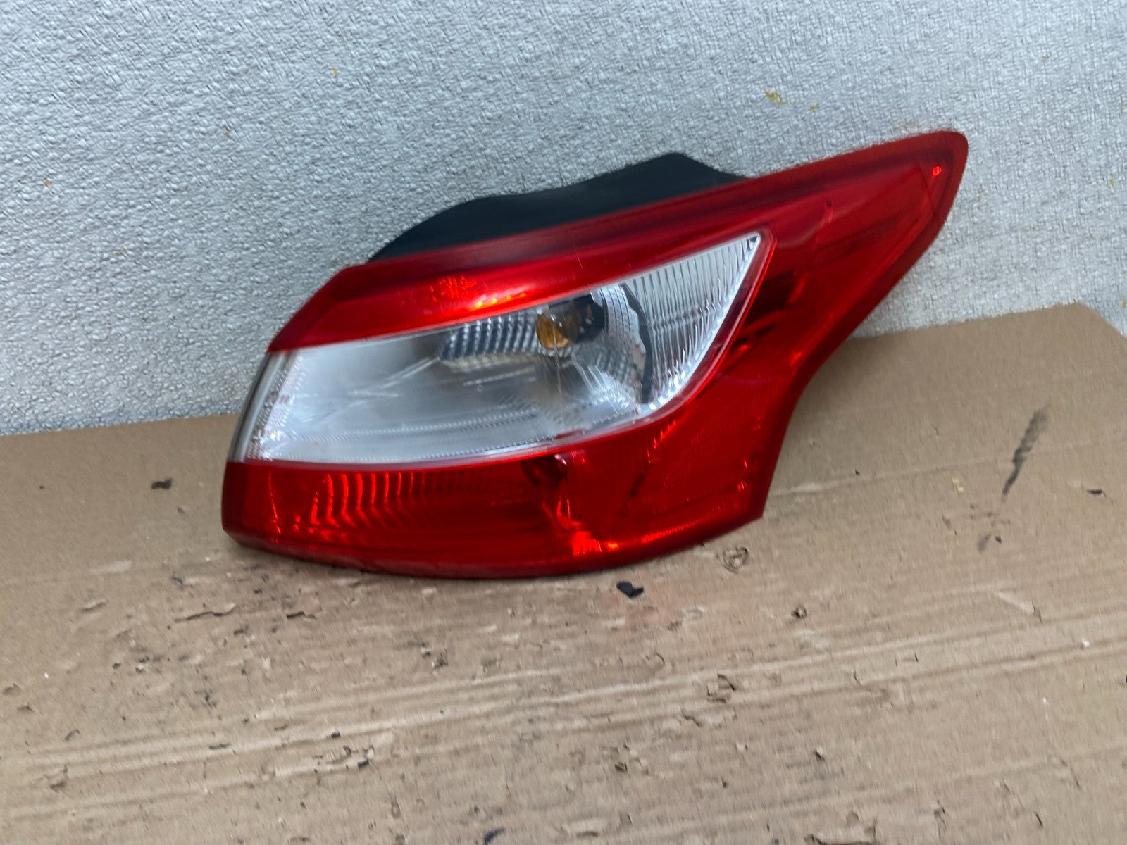 2012 2013 2014 Ford Focus Sedan Right Passenger Rh Side Tail Light Oem AB8232 LK0