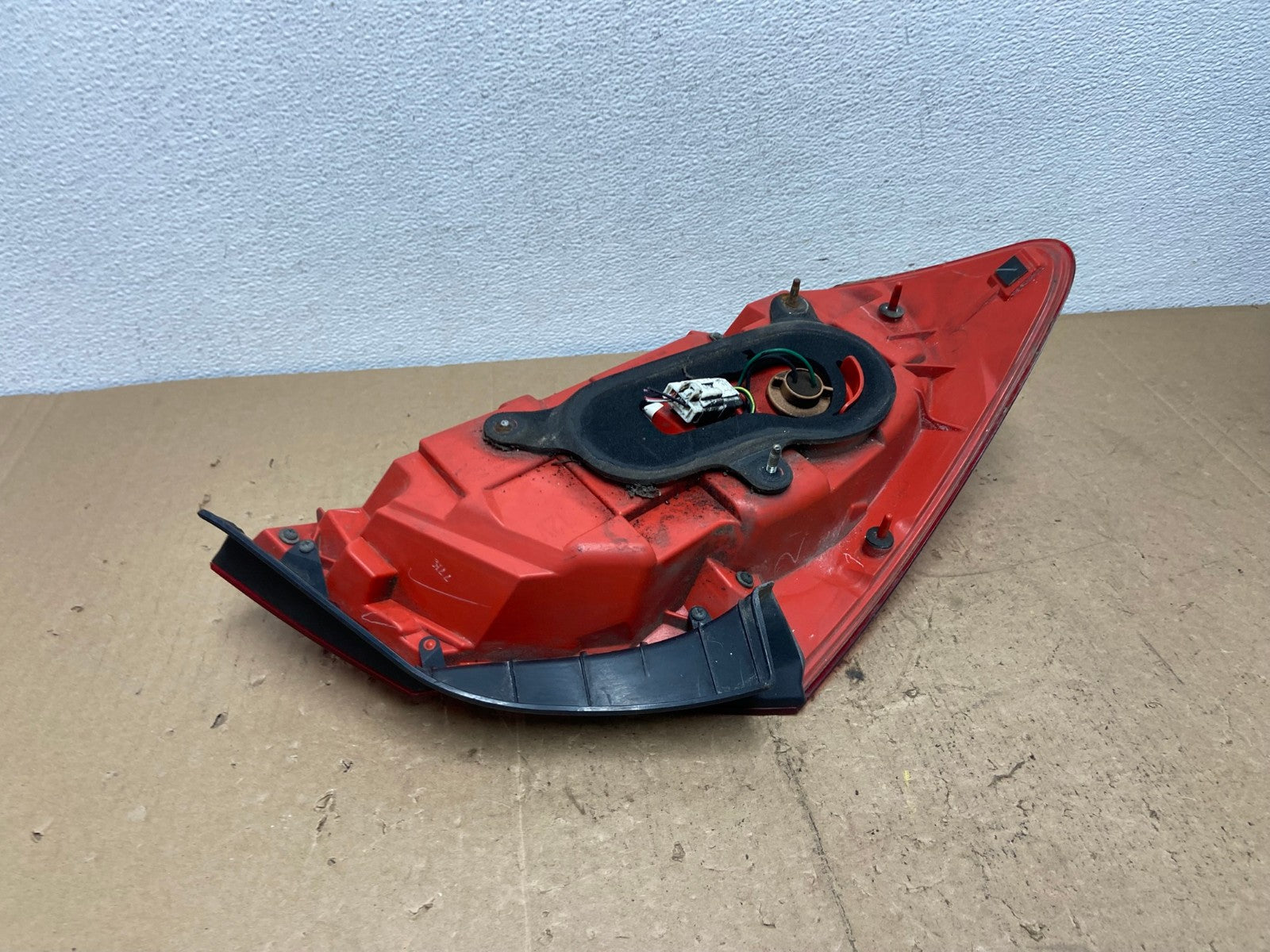 2007 to 2013 Infiniti G35 G37 Sedan Right Passenger Rh Tail Light AC7296 LK4