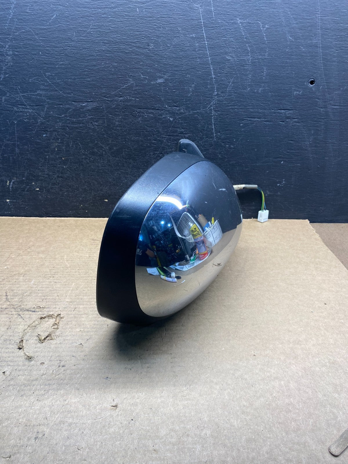 2001 to 2006 Toyota Sequoia Right Passenger RH View Door Mirror AD9932 DW1