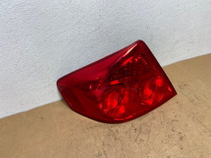2005 to 2006 Infiniti G35 Left Driver Lh Side Tail Light AD1397 LK2