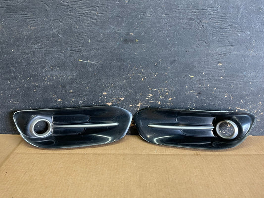 2013 to 2016 Dodge Dart Left+Right Side Fog Lights Bezel AA8987 DG0
