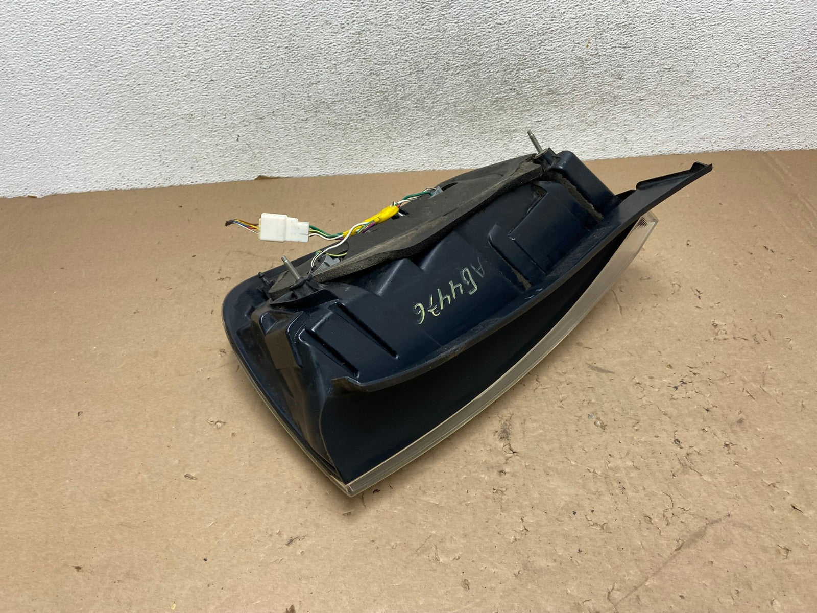 2004 2005 Toyota Prius Tail Light Left Driver Lh Side AG4476 LK5