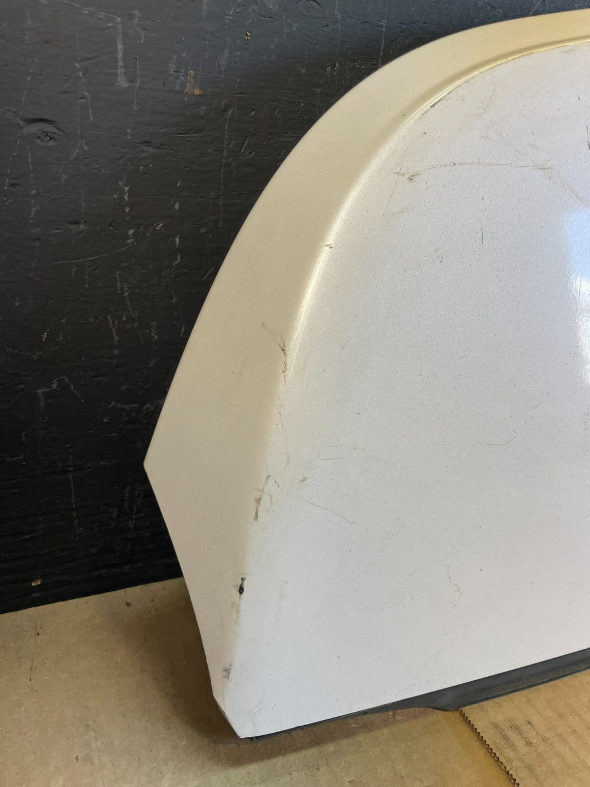 2011 to 2015 Ford Explorer Rear Upper Tailgate Liftgate Wing Spoiler AC2022  DG2
