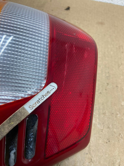 1999 - 2004 Jeep Grand Cherokee WJ Left Driver Lh Tail Light AF9893 LK3