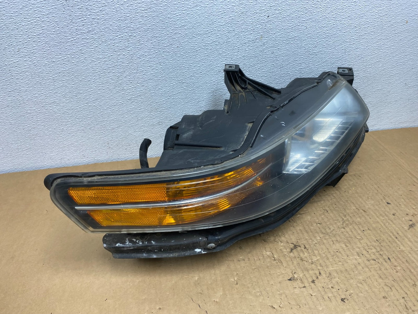 2004 2005 2006 Acura TL Headlight Right Passenger Side Xenon HID AC7776 DW2