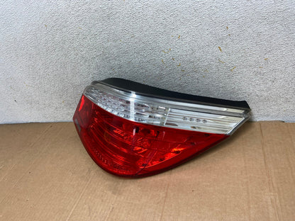 2008 2009 2010 BMW 5 525i 530i Right Passenger Rh Tail Side Light AI8362 LK1