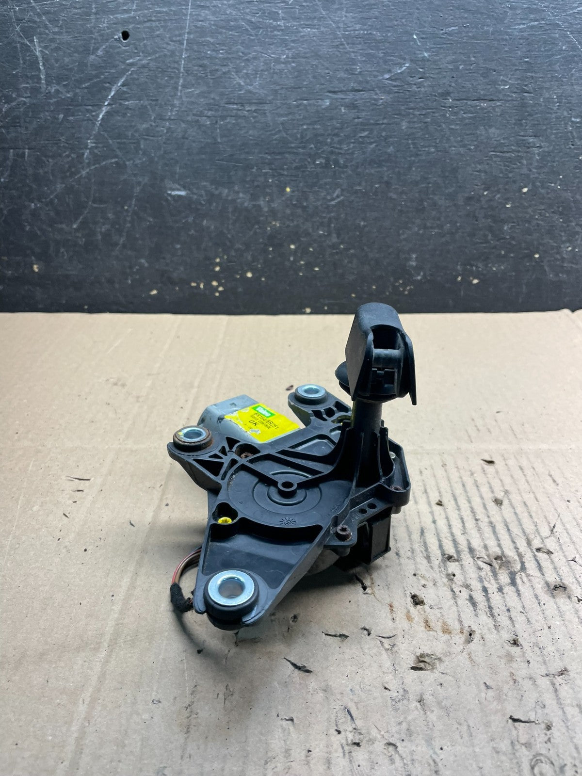 2006-2013 Mercedes GL450 ML500 R550 Rear Glass Windshield Wiper Motor v1998 DG2