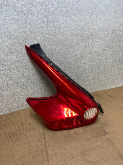 2011 to 2014 Nissan Juke Left Driver LH Side Tail Light OEM AA6300 DW2