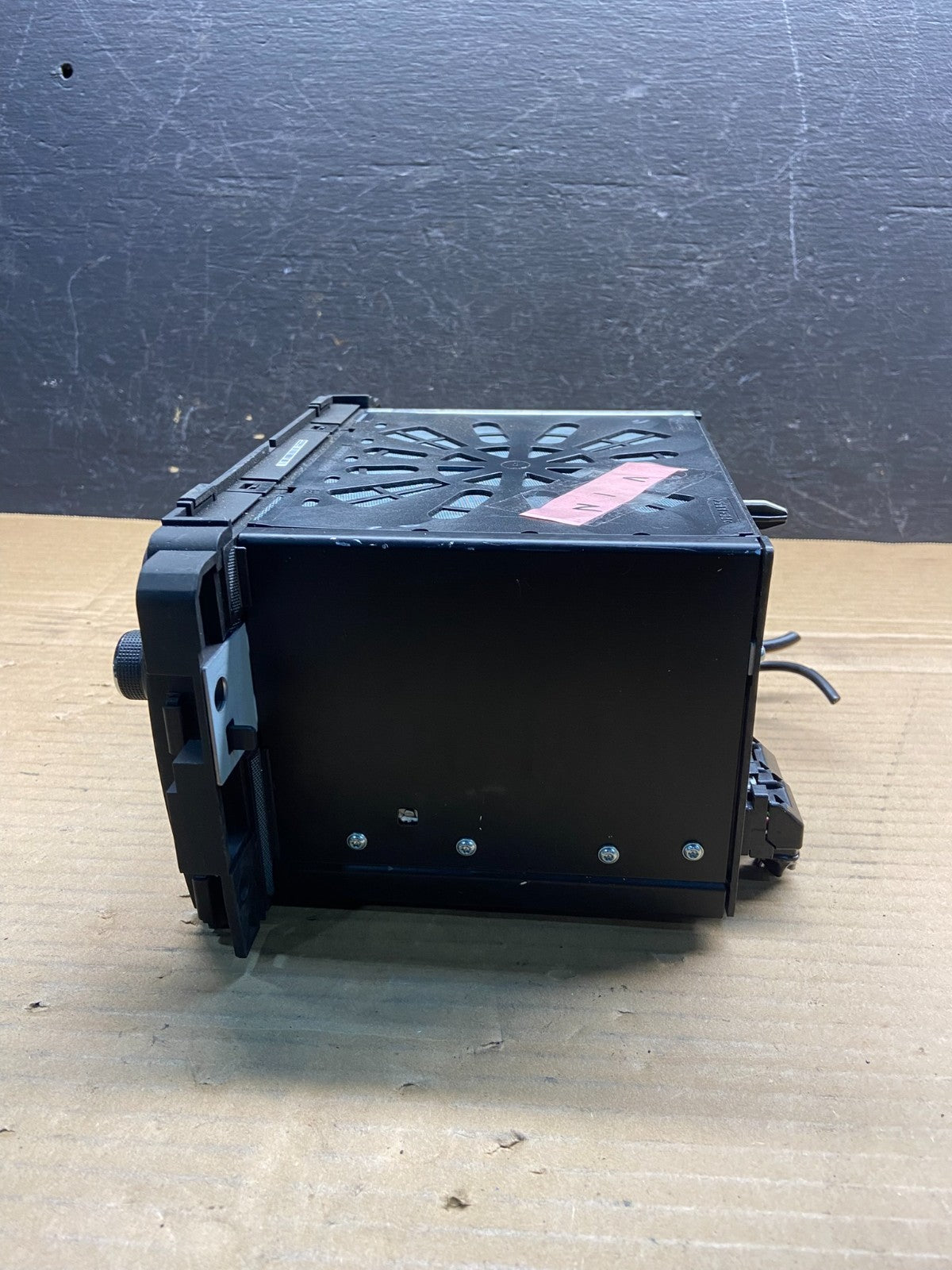 2013 to 2017 Chevrolet Traverse Am Fm Cd Player Radio Screen Display AE2546 DG1