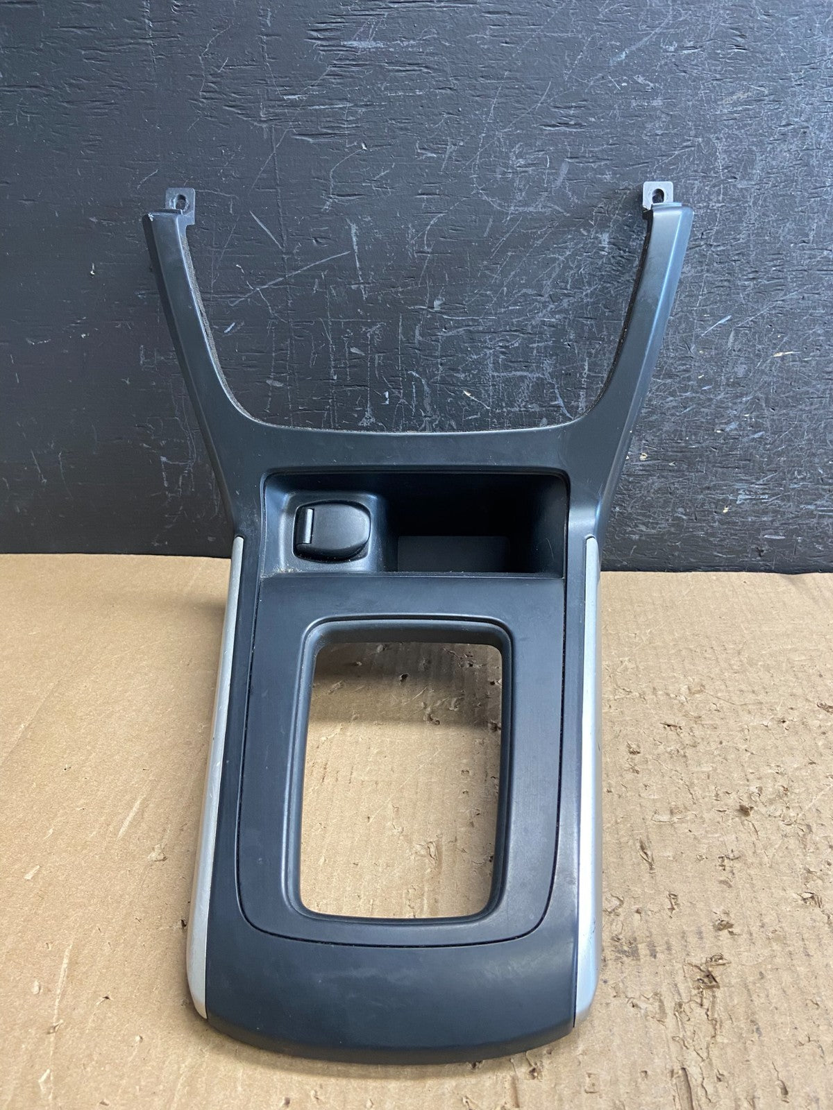 2016 to 2019 Nissan Sentra Center Console Shifter Floor Trim Bezel AF1489 DG0