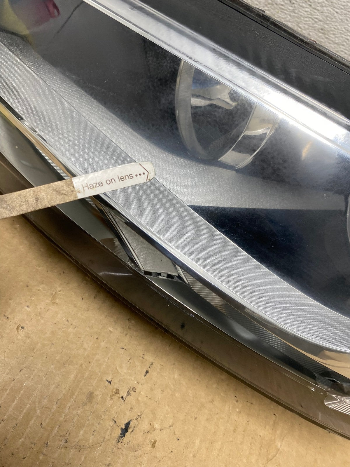 2011 to 2014 Volkswagen Jetta Left Driver LH Headlight Halogen AG2031 LK4