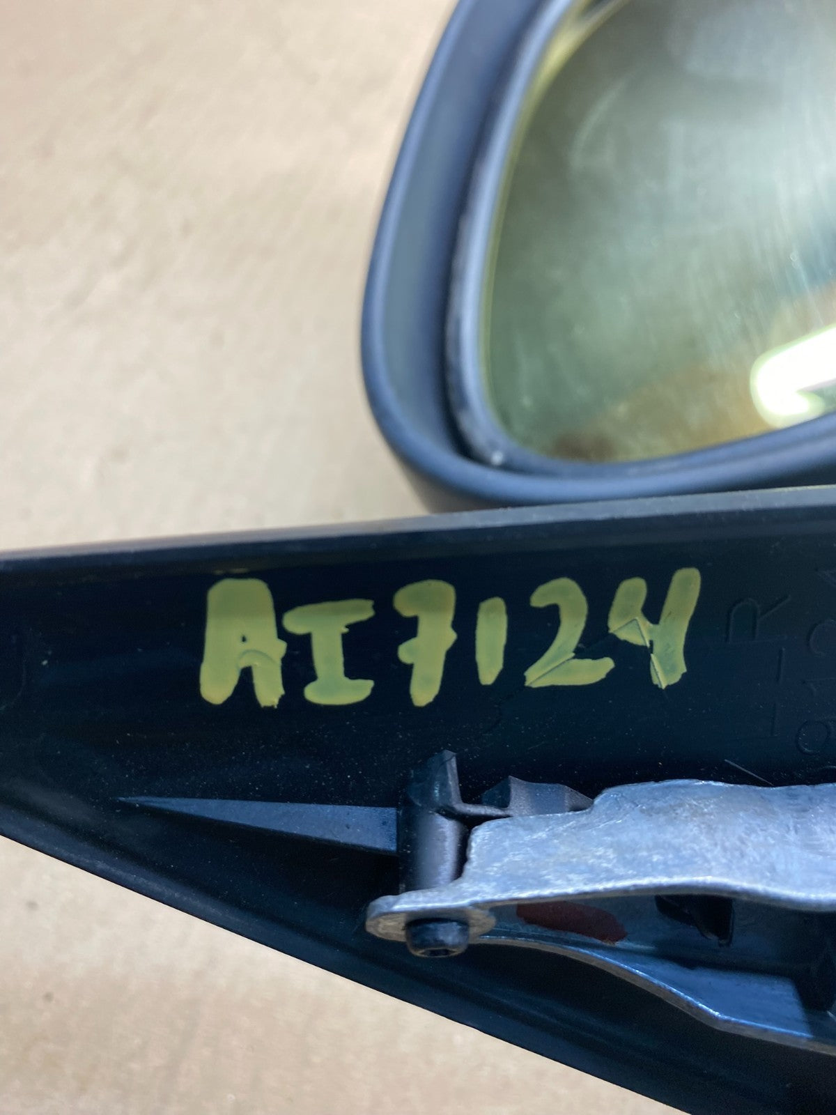 2009 to 2011 BMW 3-Series Right Passenger RH Side View Door Mirror ai7124 DG11
