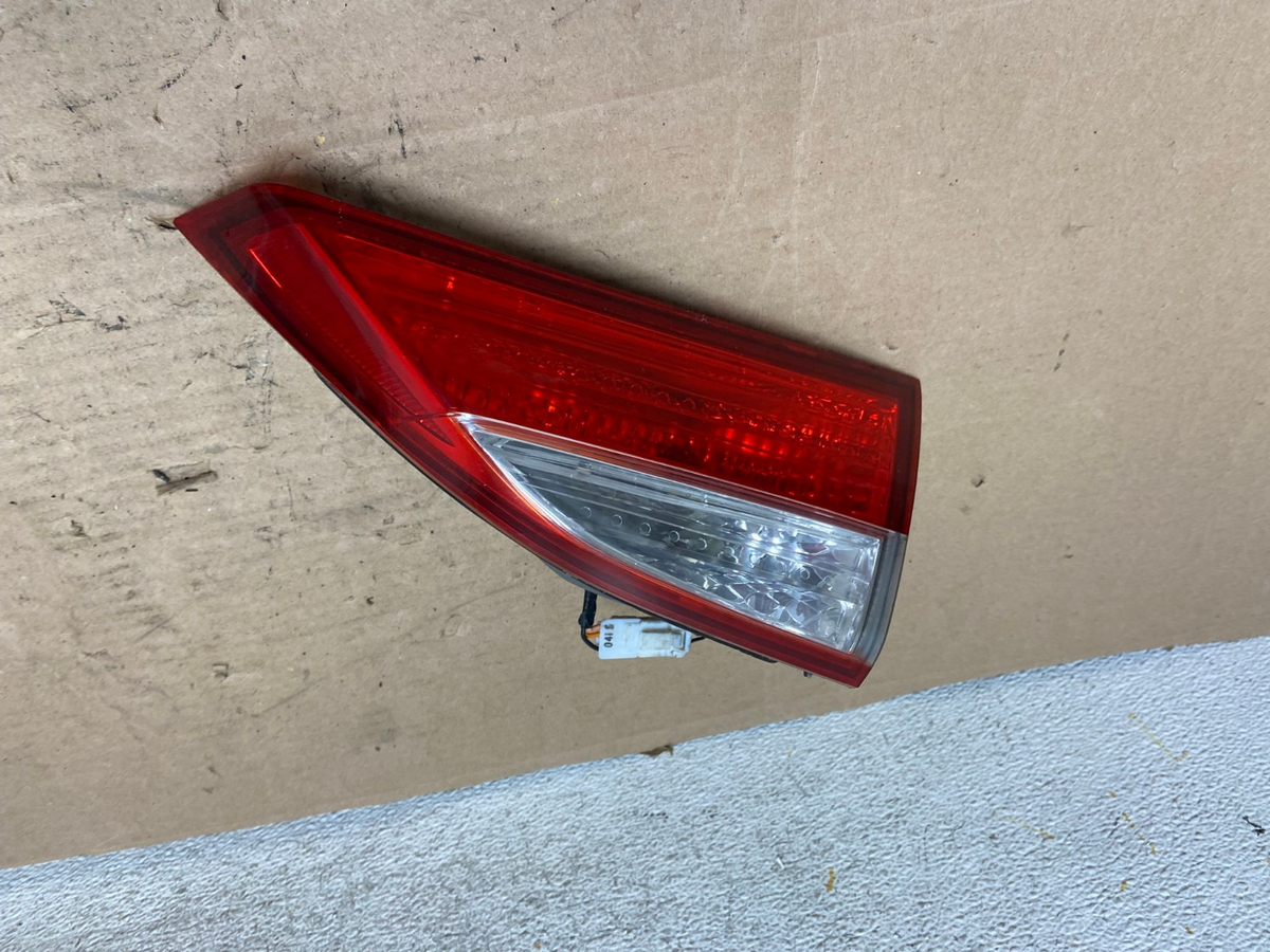 2011 2012 2013 Hyundai Elantra Inner Tail Light Right Passenger AH9540 LK1
