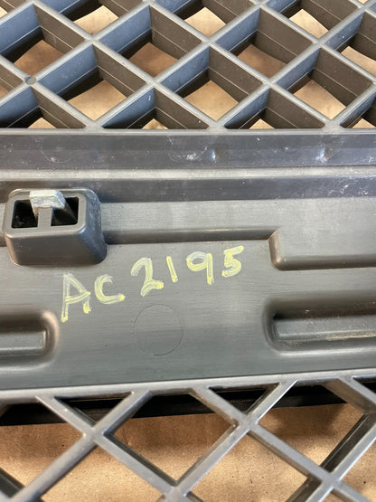2006 to 2009 Chevrolet Trailblazer Front Upper Grille Grill Oem AC2195 DG8