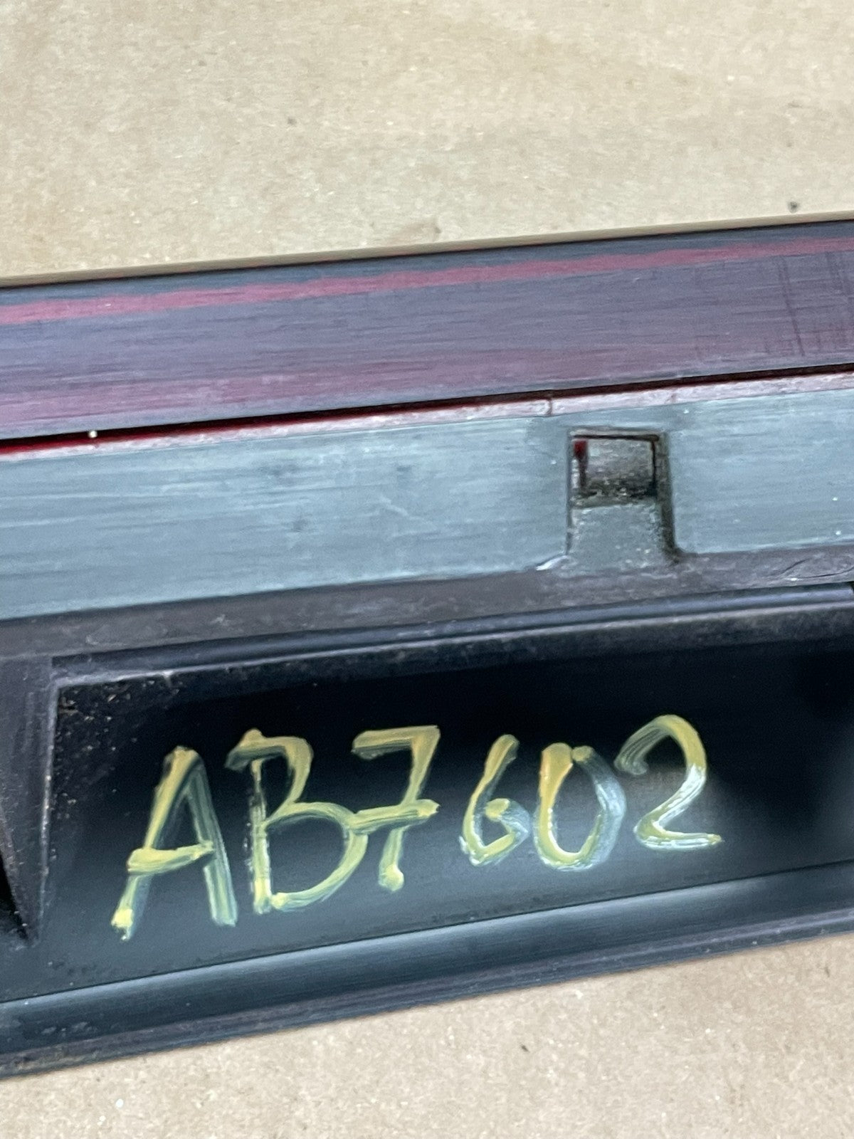1991-1995 Dodge Stealth Turbo Rear Center Reflector Tail Light Panel ab7602 DG9