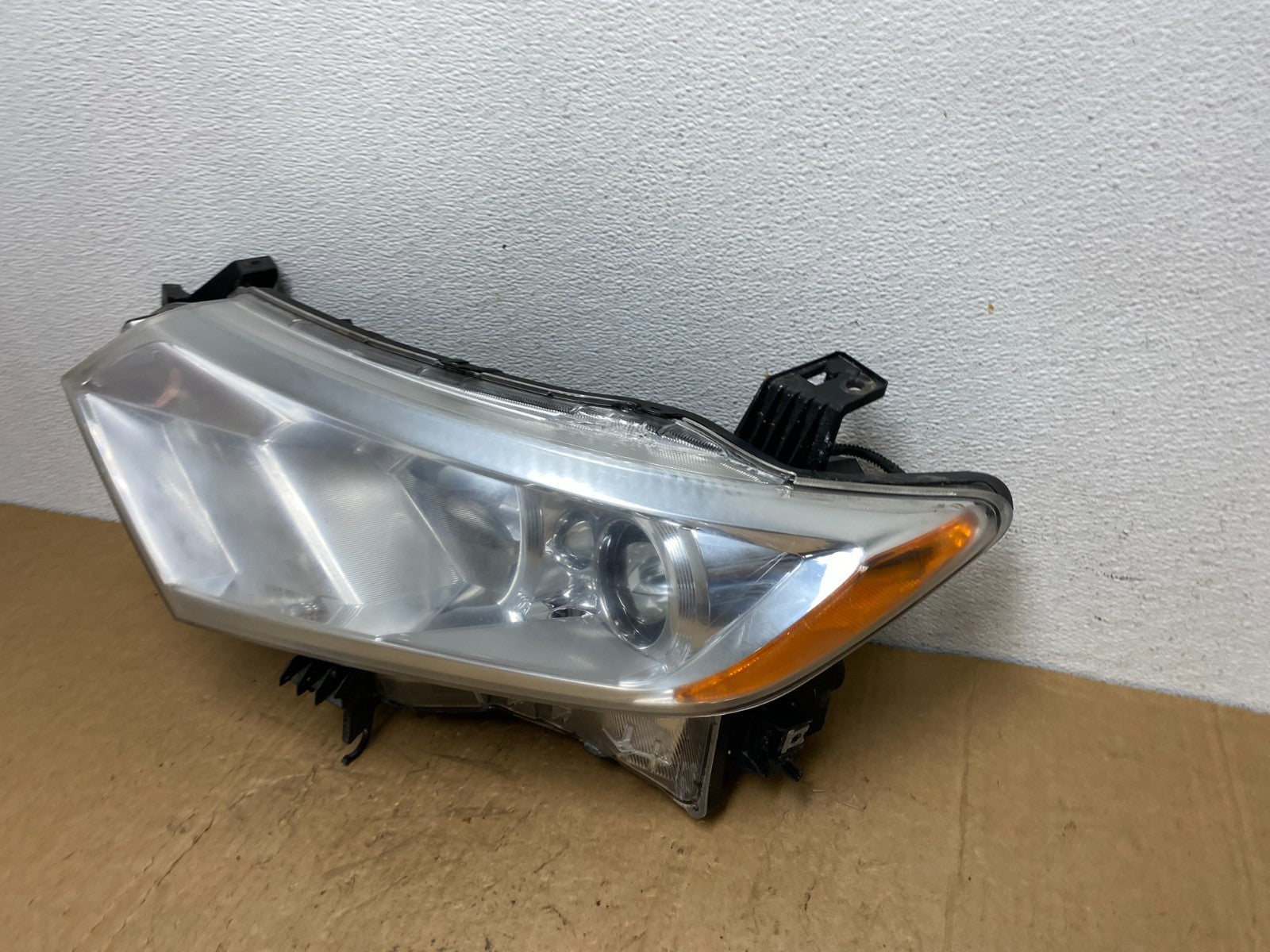 2012 to 2017 Nissan Quest Left Driver LH Side Headlight Halogen AD1383 DW1