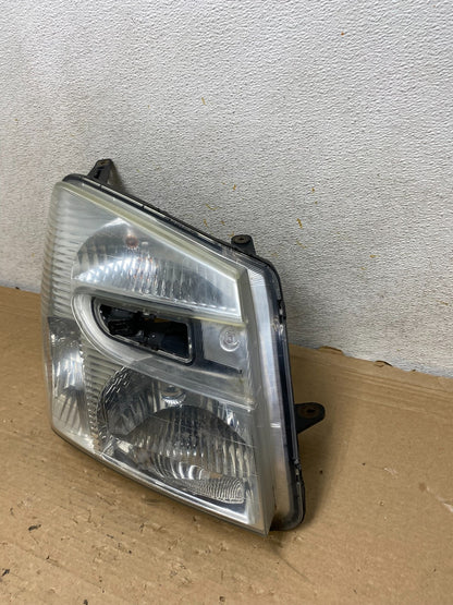 2005 to 2009 Chevrolet Equinox Right Passenger RH Halogen Headlight AH8388 DW1