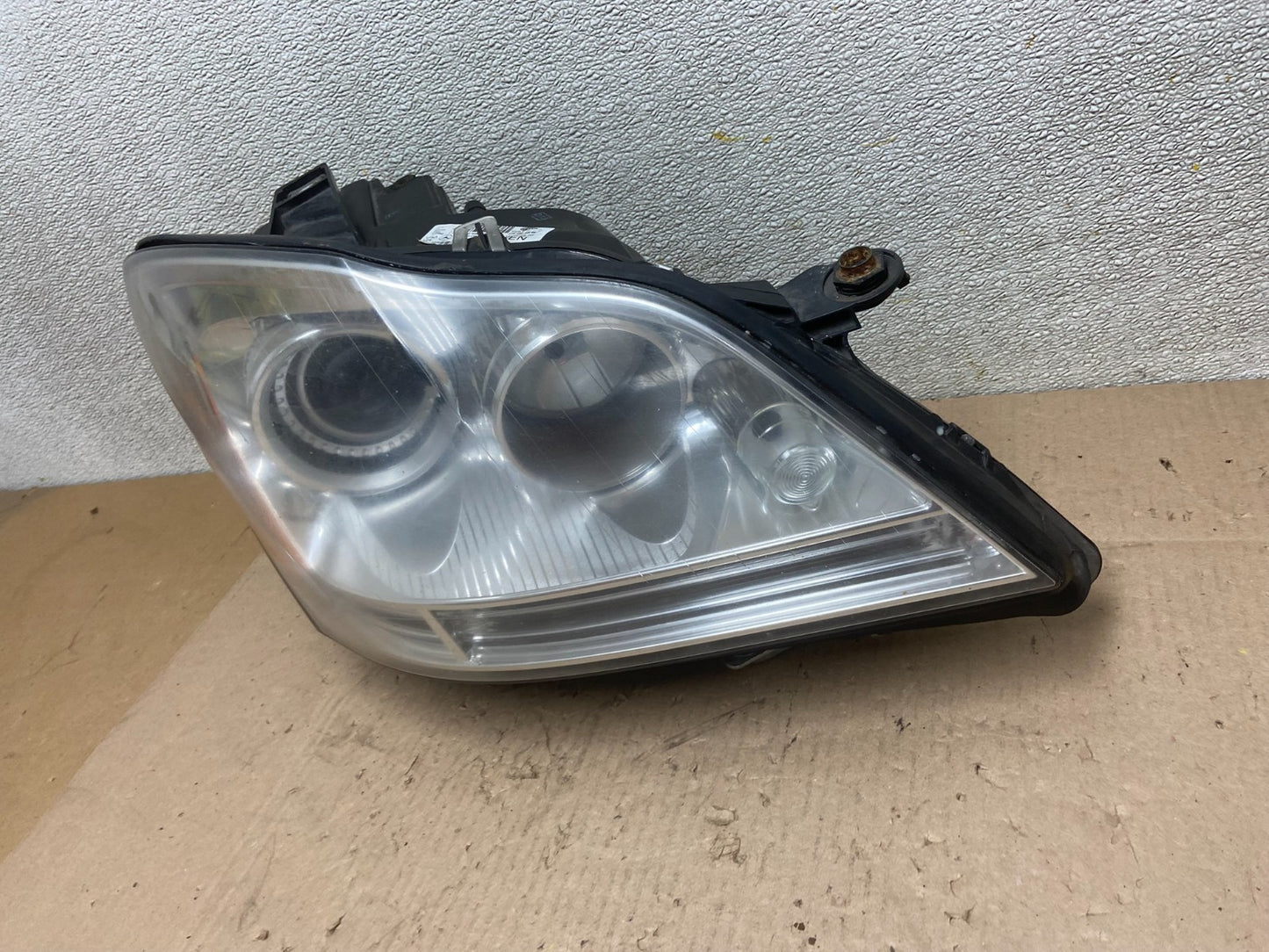 2007 to 2009 Mercedes GL-Class GL450 Right Passenger Xenon Headlight AA1019 DW1
