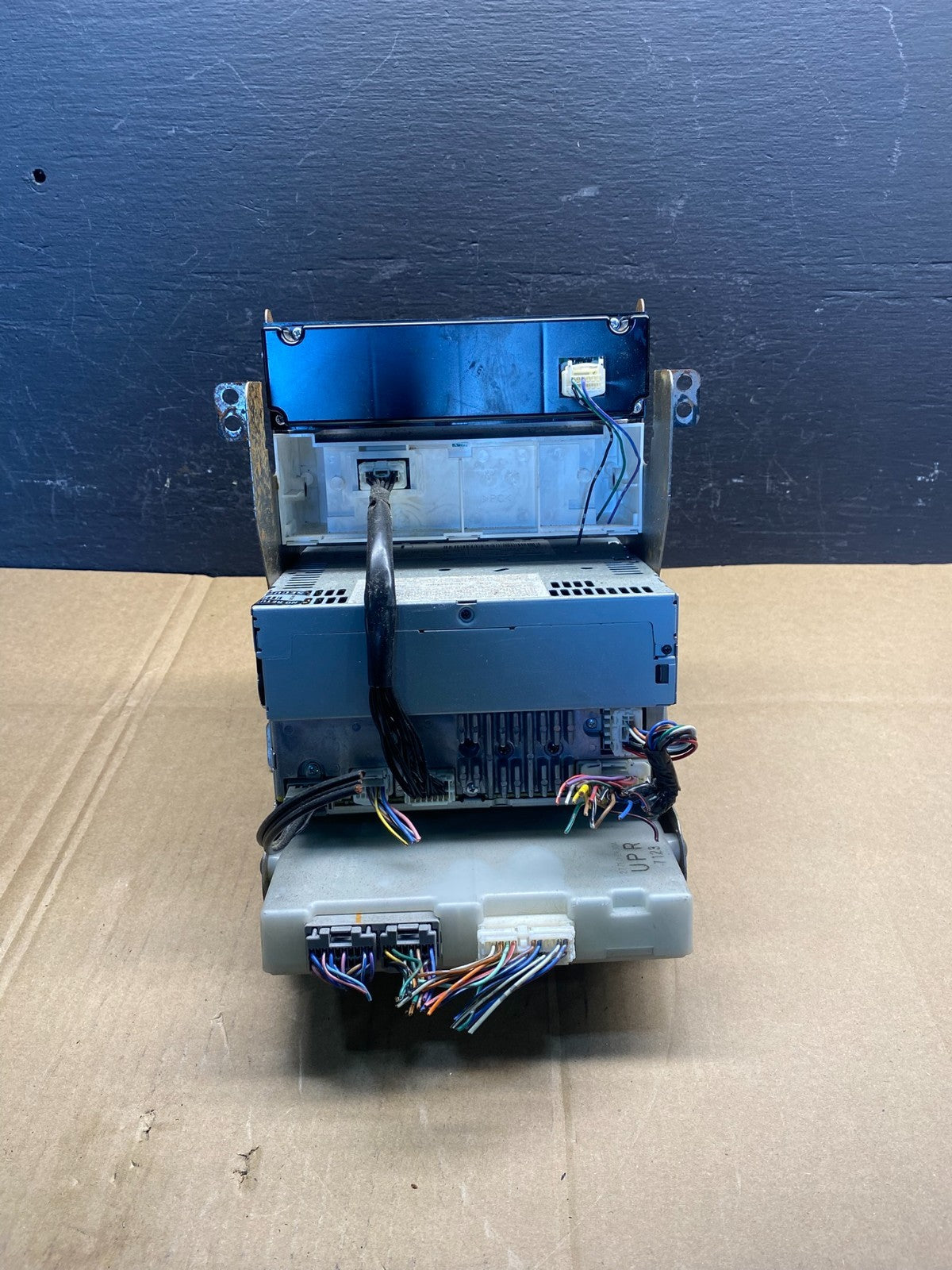 2007 to 2008 Nissan Maxima AM FM CD Radio Receiver 28185zk31a AD1674 DG3